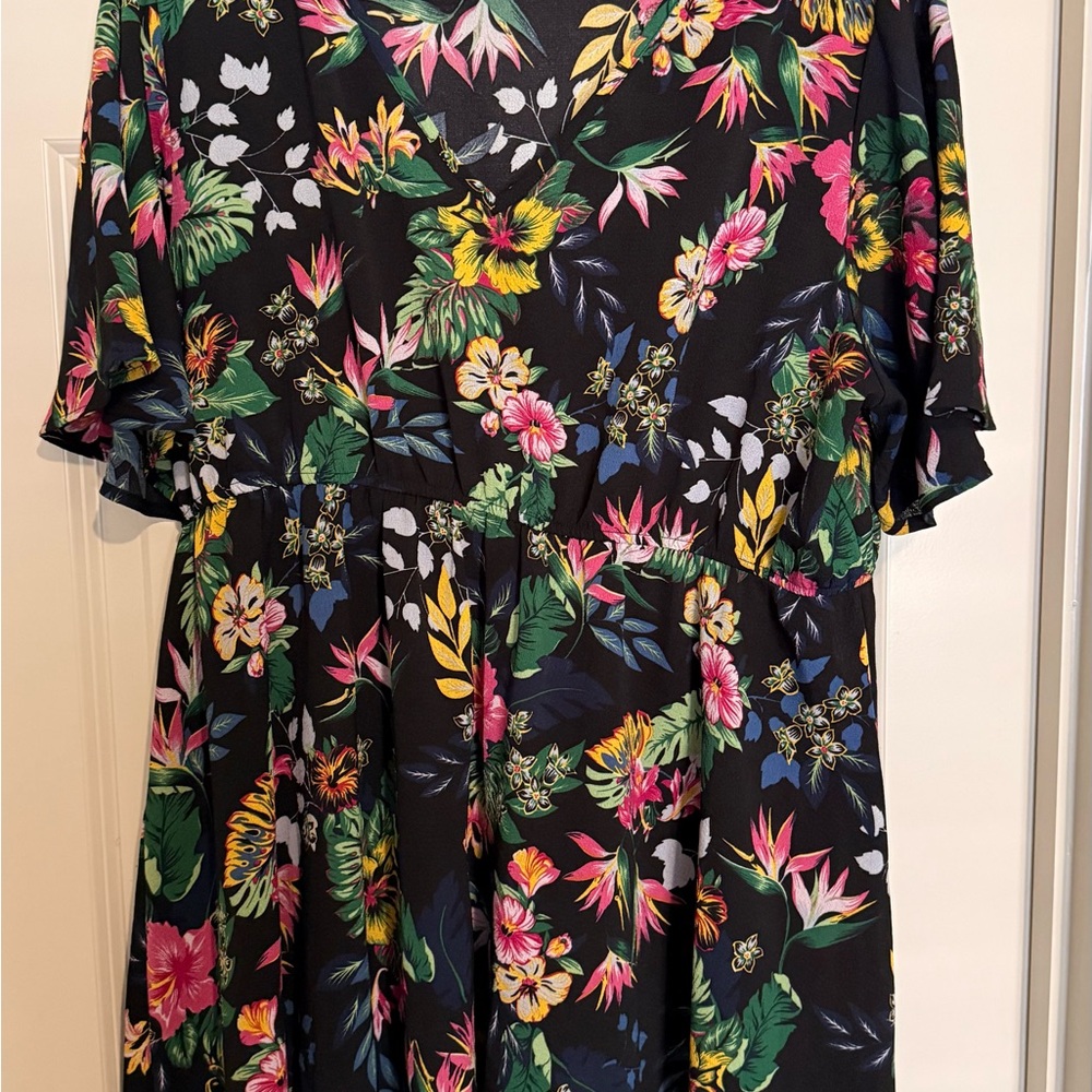 Boohoo Black Floral Midi Dress